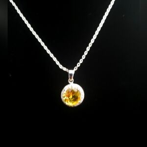 Necklace, yellow 💛 and earrings